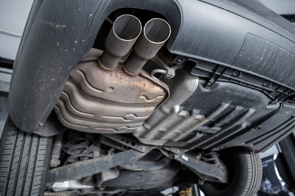 Car exhaust pipe damage and repair 